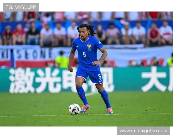 阿斯:埃斯帕特引领巴萨U19中场崭露头角 阿斯:埃斯帕特引领巴萨U19中场崭露头角